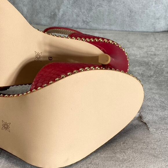 BCBGENERATION Lipstick Breach Leather Jaxina Textured Stiletto Sandals SZ 6 - Picture 7 of 11